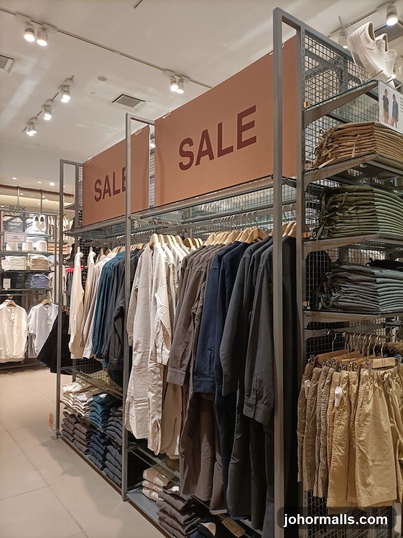 Clothing store sale display