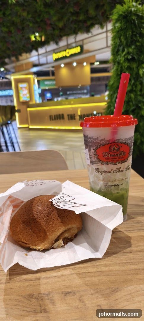 Bread and Thai Tea