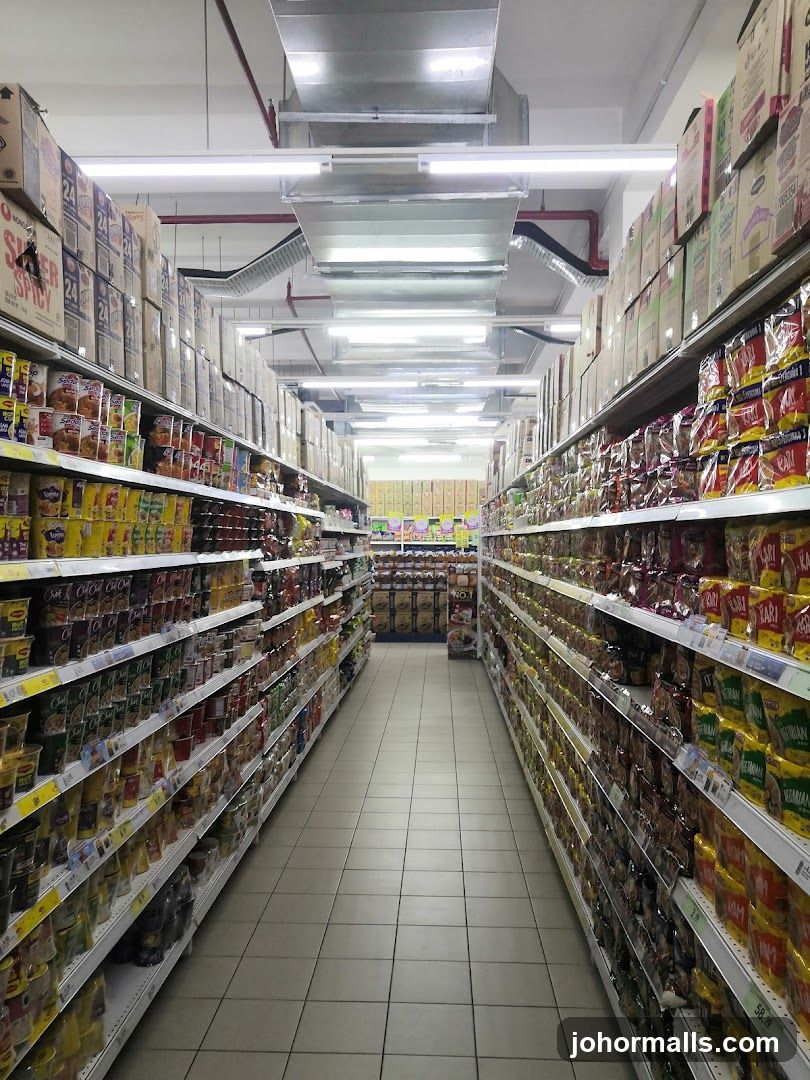 Supermarket Aisle