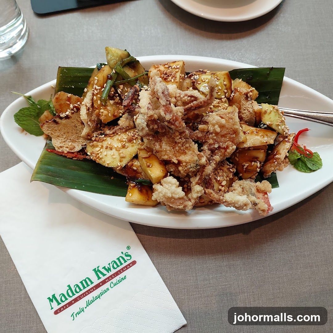 Fried Calamari with Eggplant