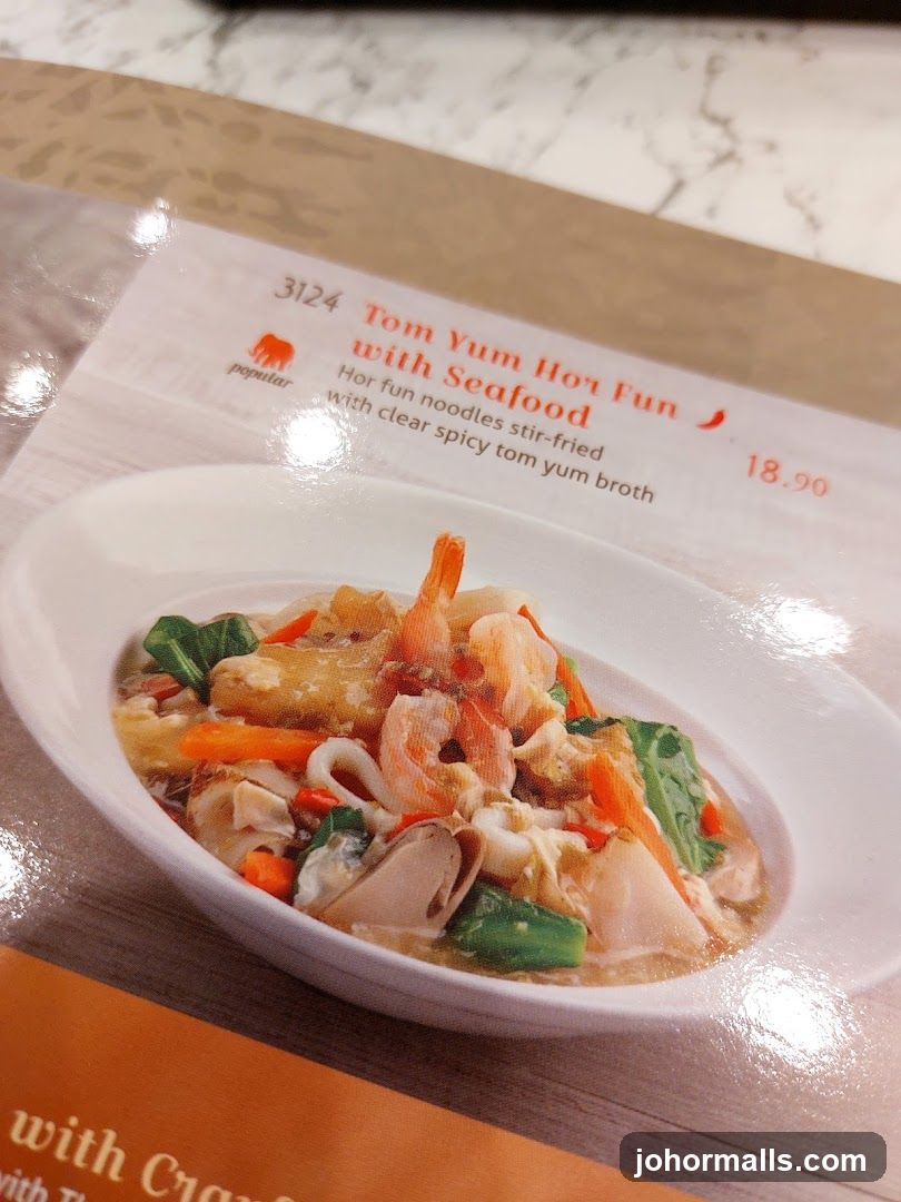 Tom Yum Hor Fun with Seafood