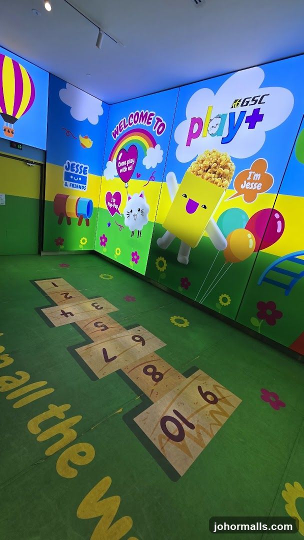 Play+ Interior