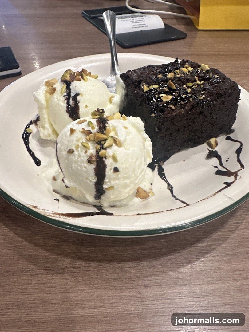 Brownie with Ice Cream