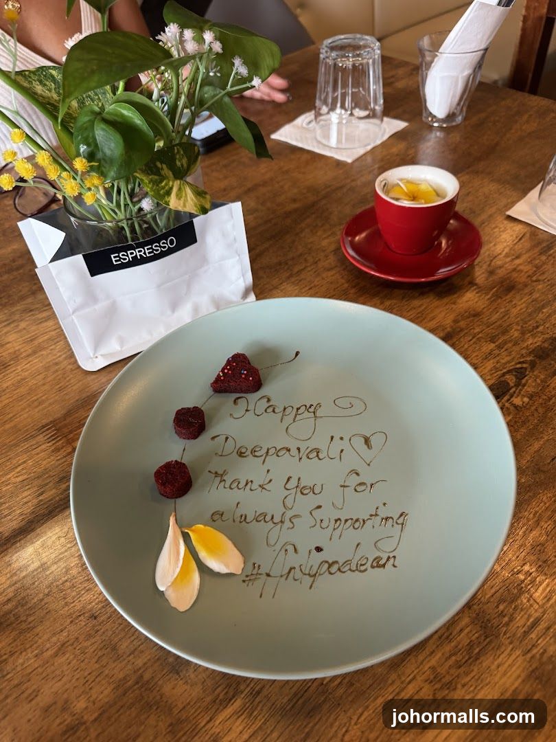 Dessert Plate with Deepavali Message