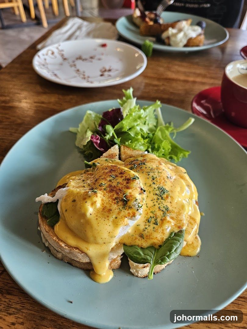 Eggs Benedict with Salad