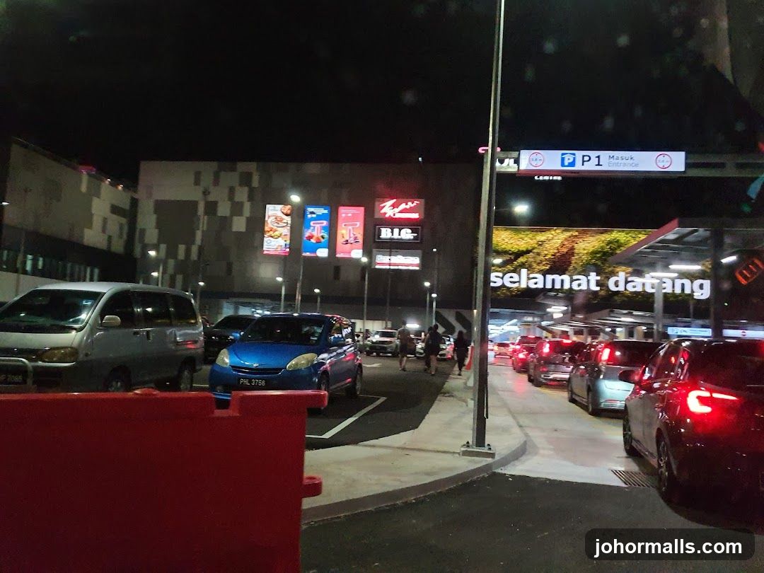 Nighttime Drive-Thru Scene