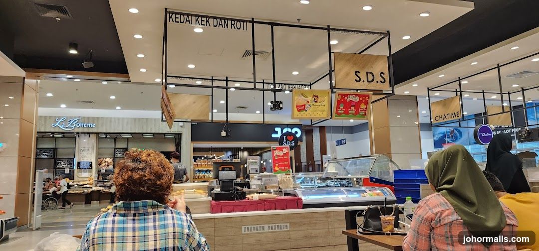 Food court with various stalls
