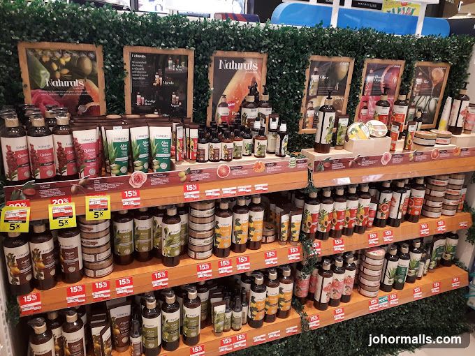 Naturals product display