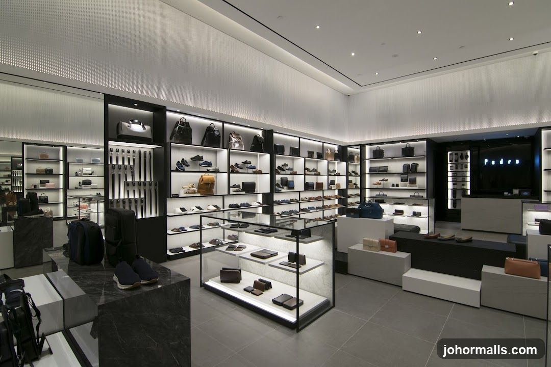 Modern Shoe and Bag Store Interior