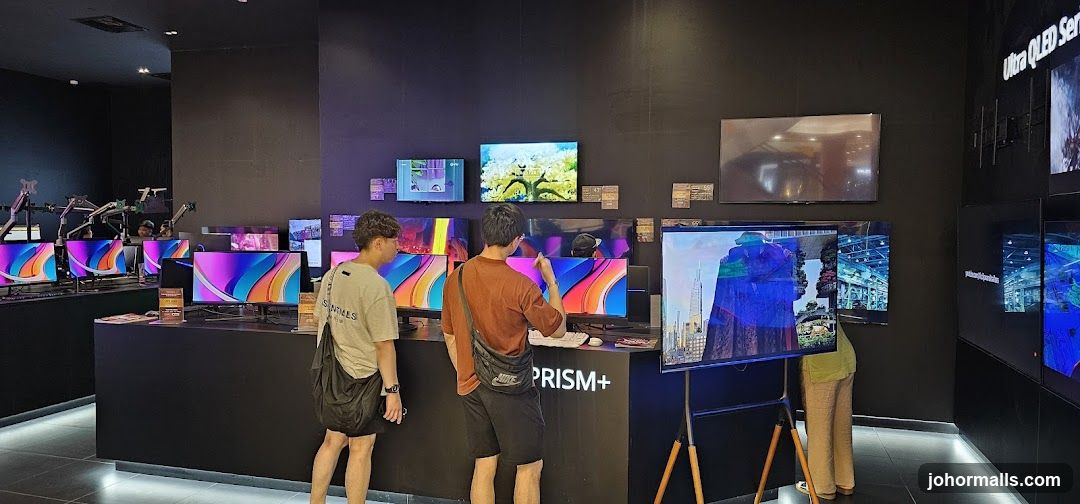 Electronics Store Display