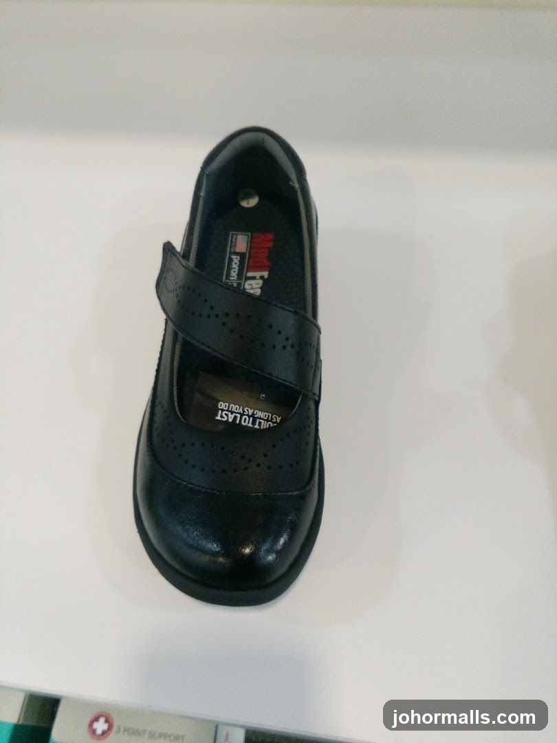 Black Mary Jane Shoe