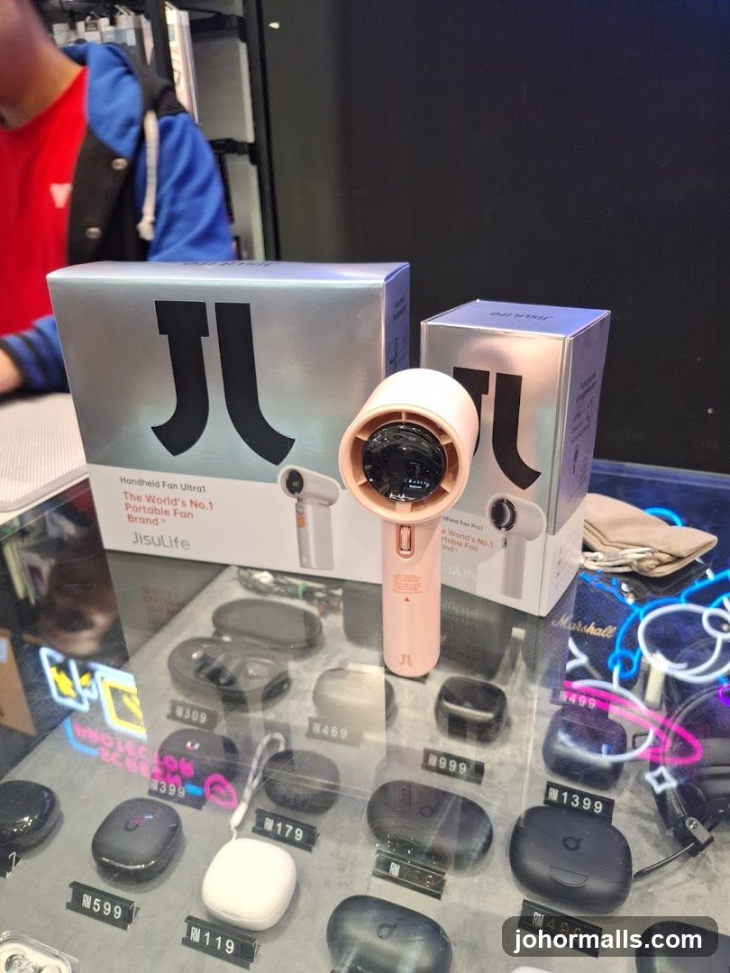 JisuLife Handheld Fan and Earbuds Display