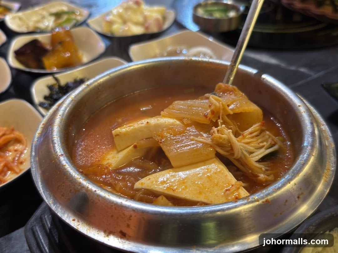 Kimchi Stew with Tofu and Enoki Mushrooms