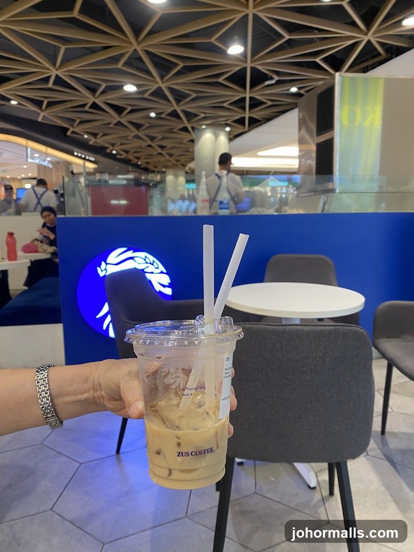 Iced Coffee at Zus Coffee
