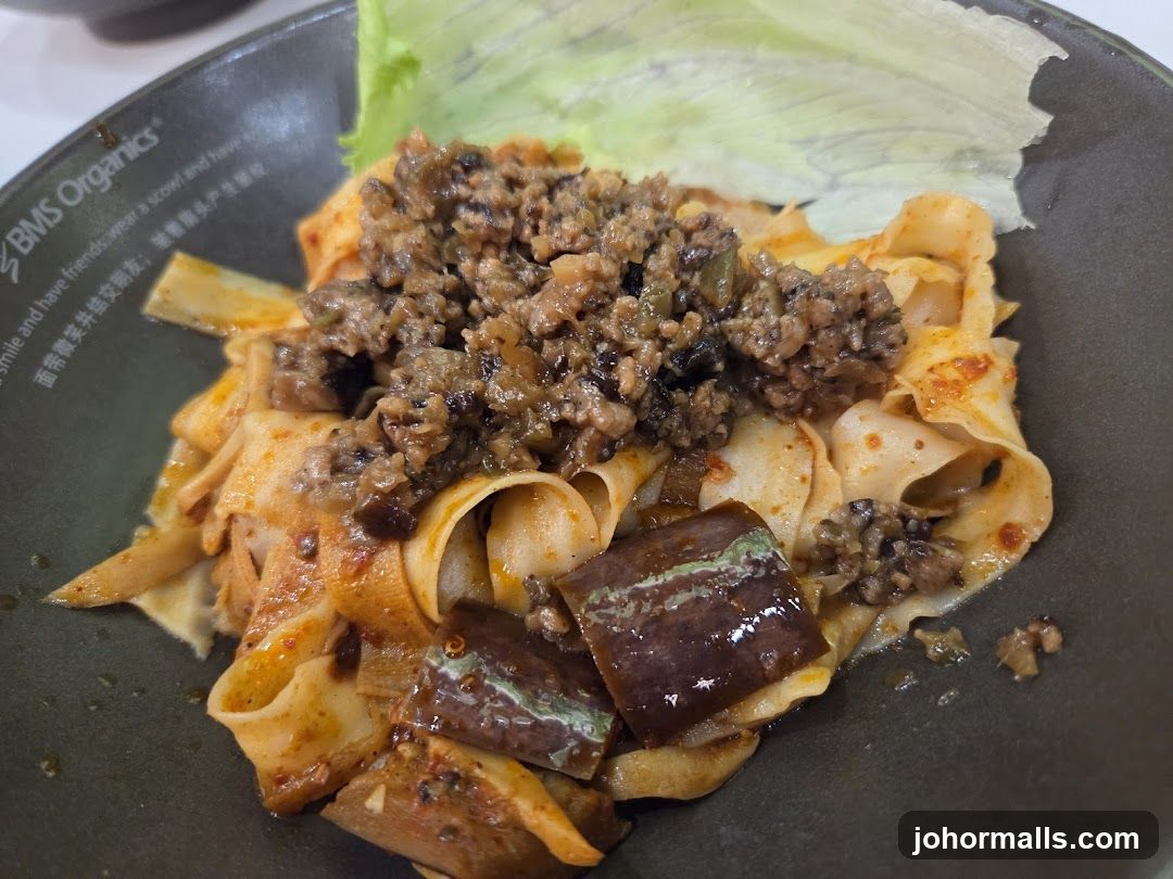Noodles with Toppings