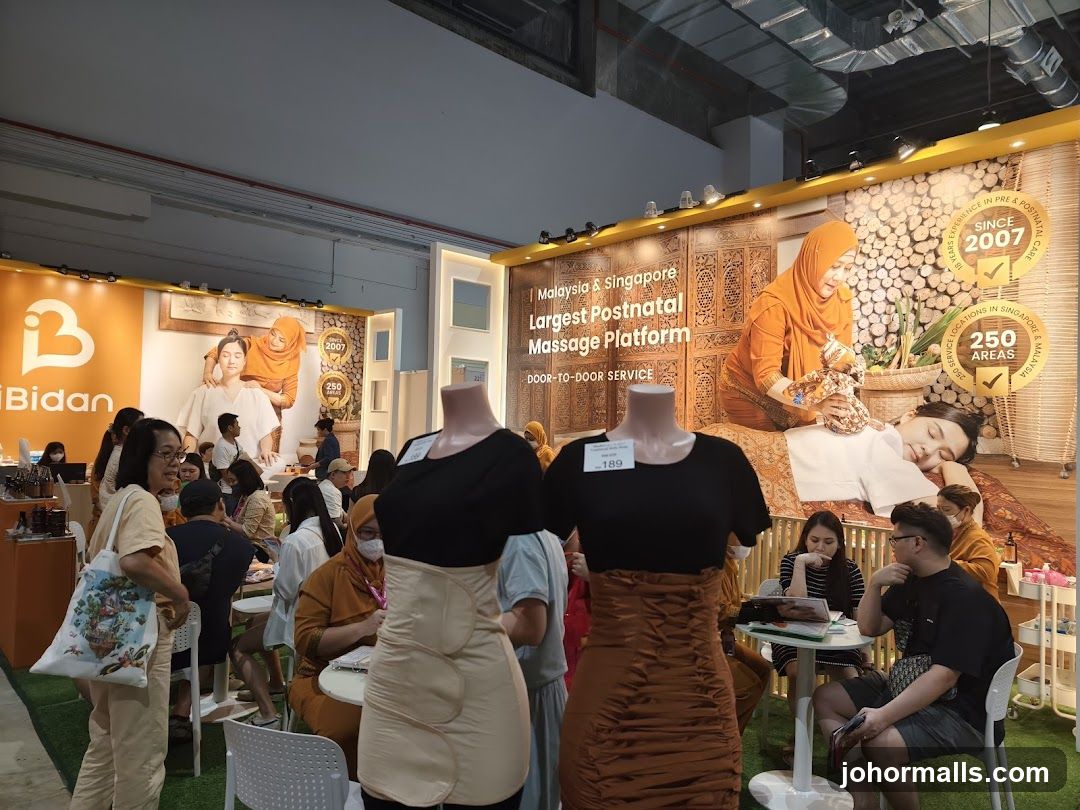 Postnatal Massage Booth at Exhibition