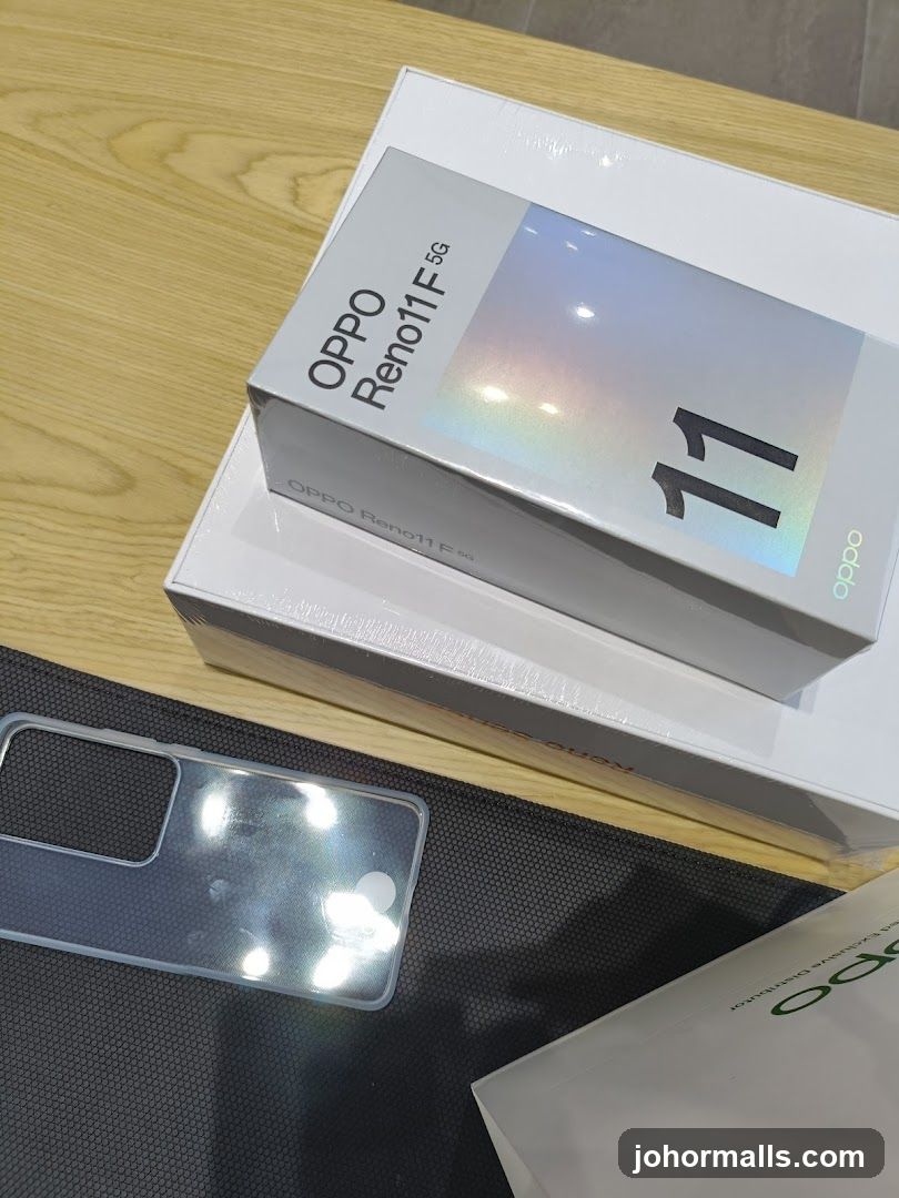 OPPO Reno11 F 5G Product Display