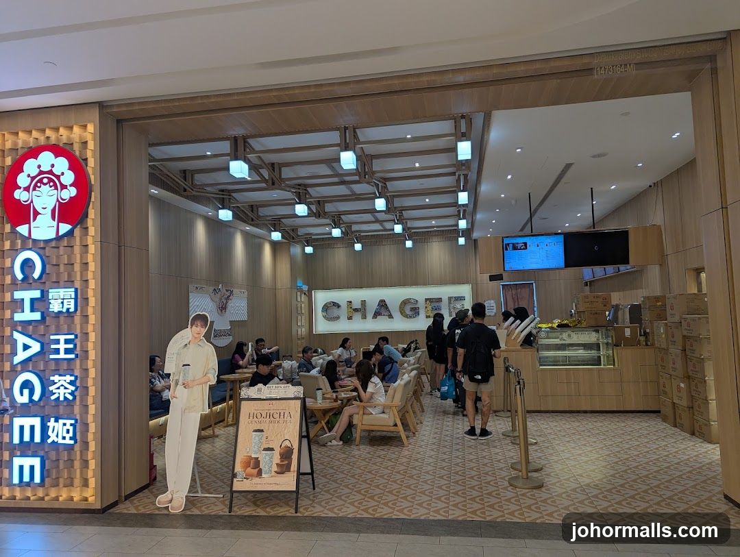 CHAGEE storefront interior view