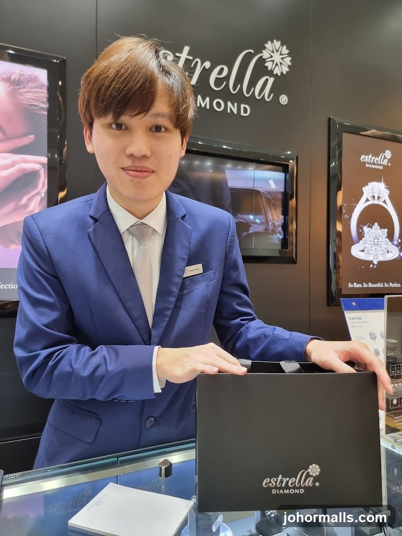 Estrella Diamond Staff Member