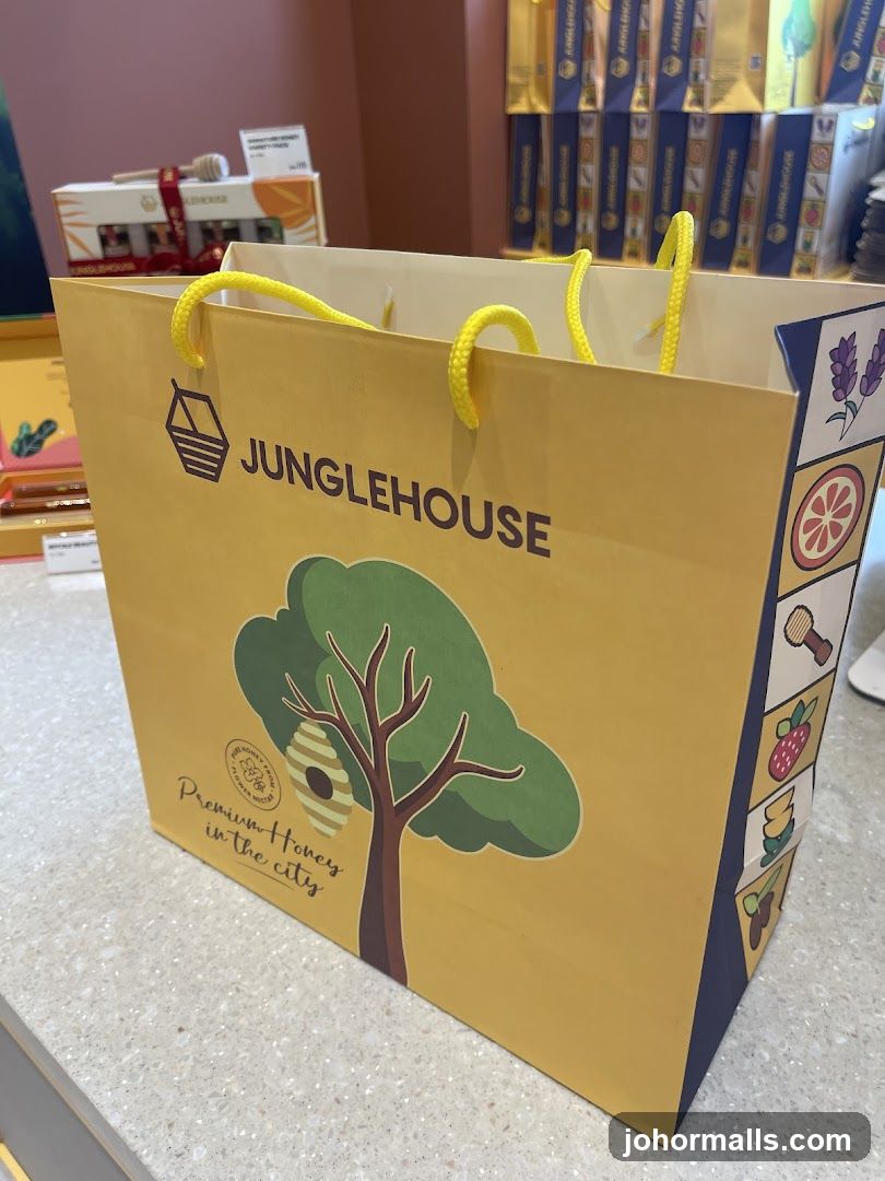 Junglehouse Shopping Bag