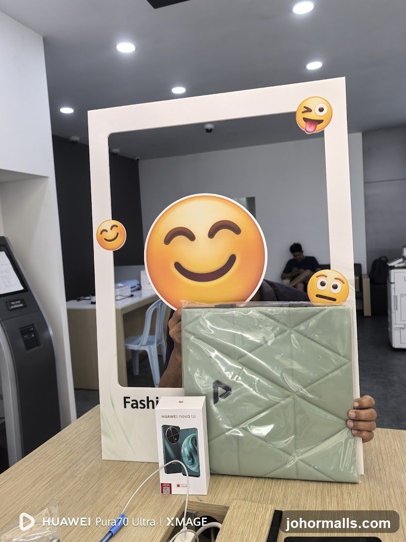 Interior Photo with Emoji Cutouts