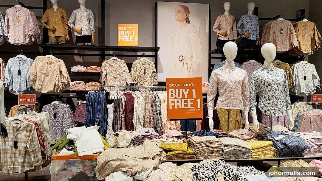 Casual Shirts Section