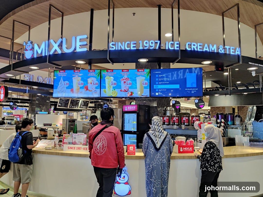 Mixue Ice Cream & Tea Counter