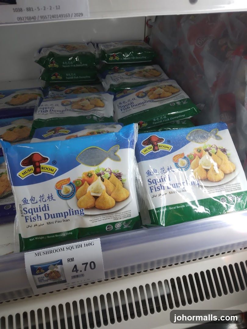 Frozen Squid Fish Dumplings in Refrigerated Shelf