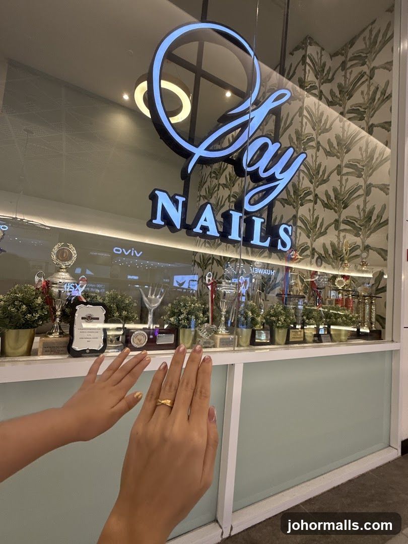 Lay Nails