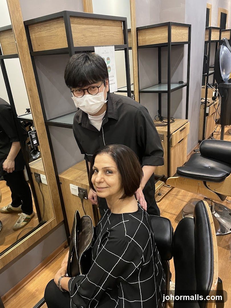 Hairdresser and Client