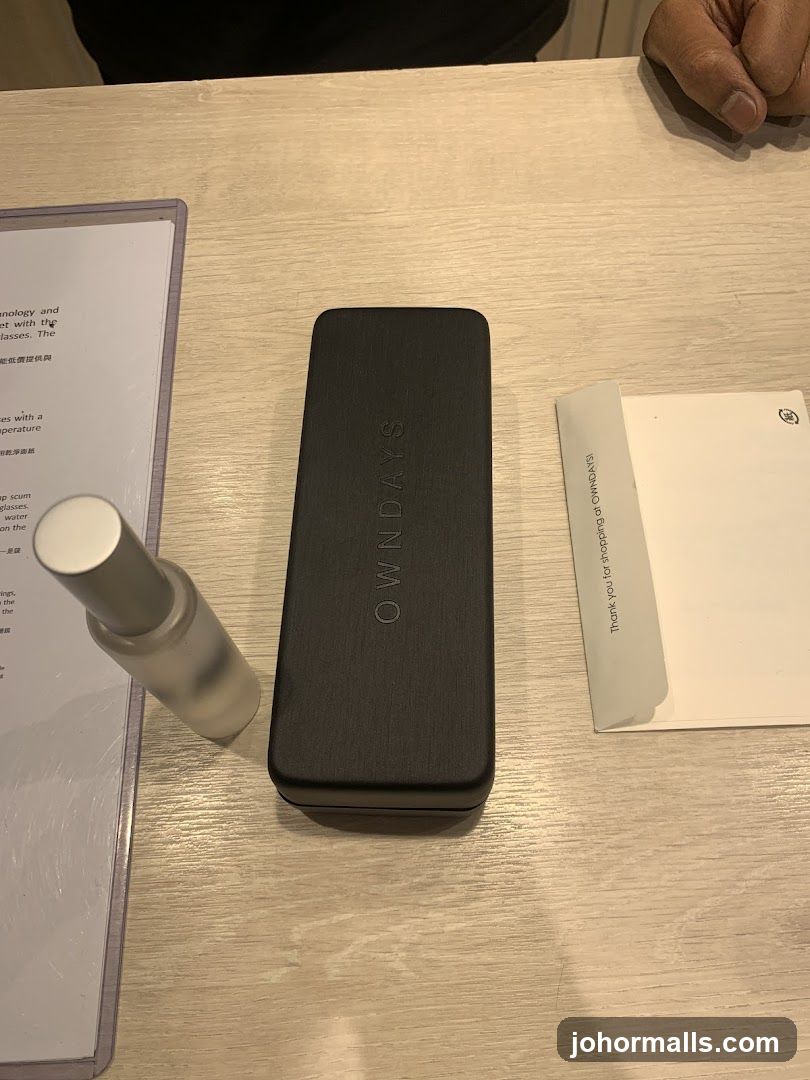 Eyeglass Case and Cleaning Spray