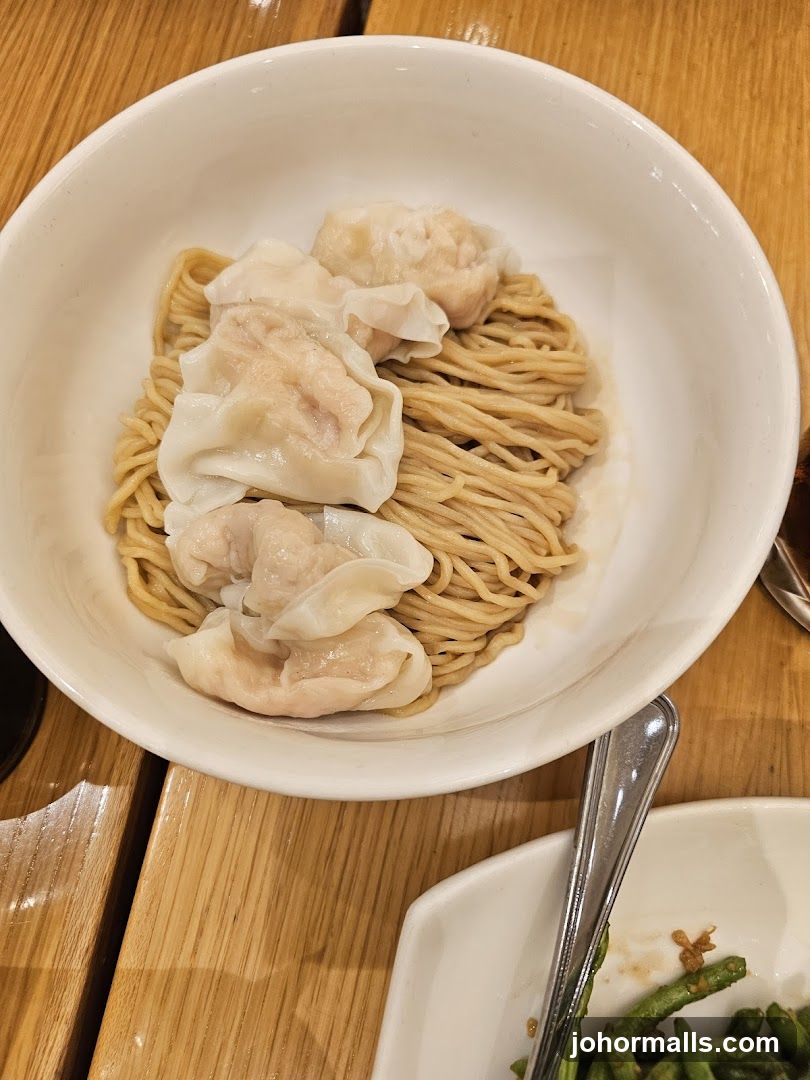 DIN by Din Tai Fung at MidValley Southkey [No Pork No Lard]