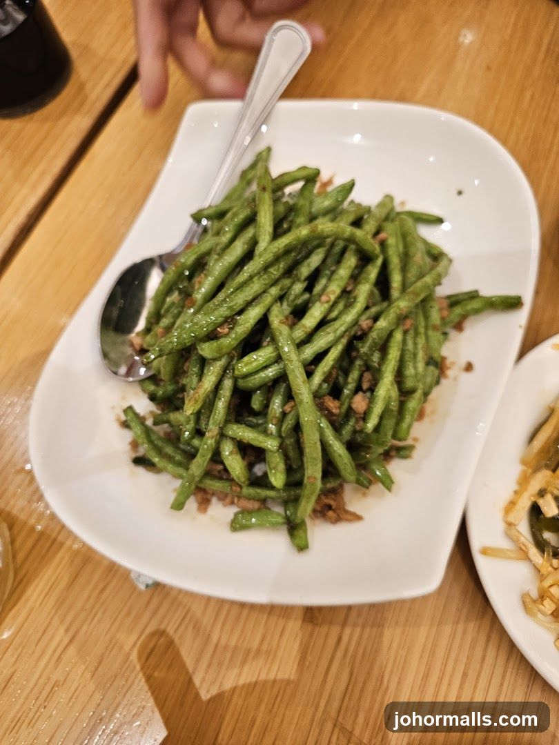 DIN by Din Tai Fung at MidValley Southkey [No Pork No Lard]