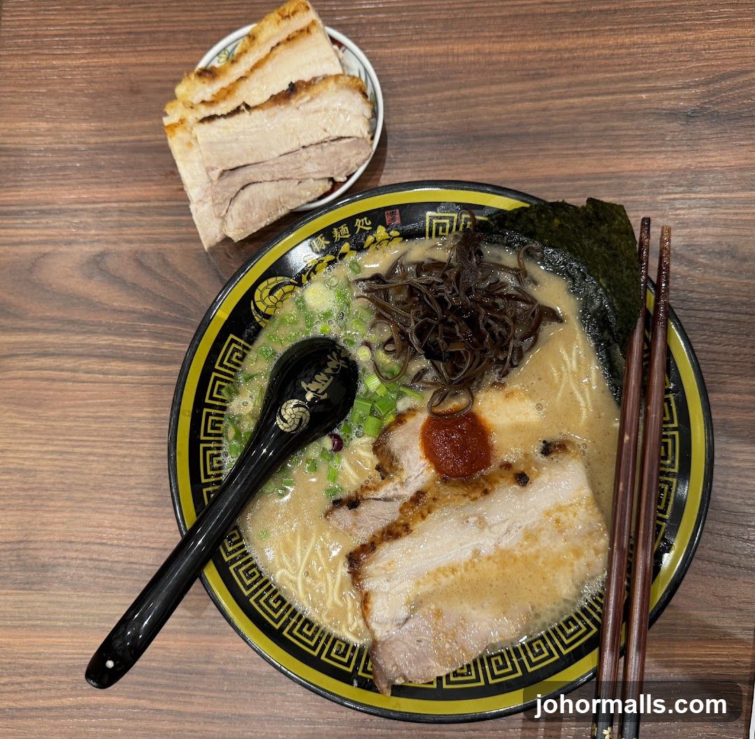 豚麺処 官兵衛 KANBE RAMEN JB