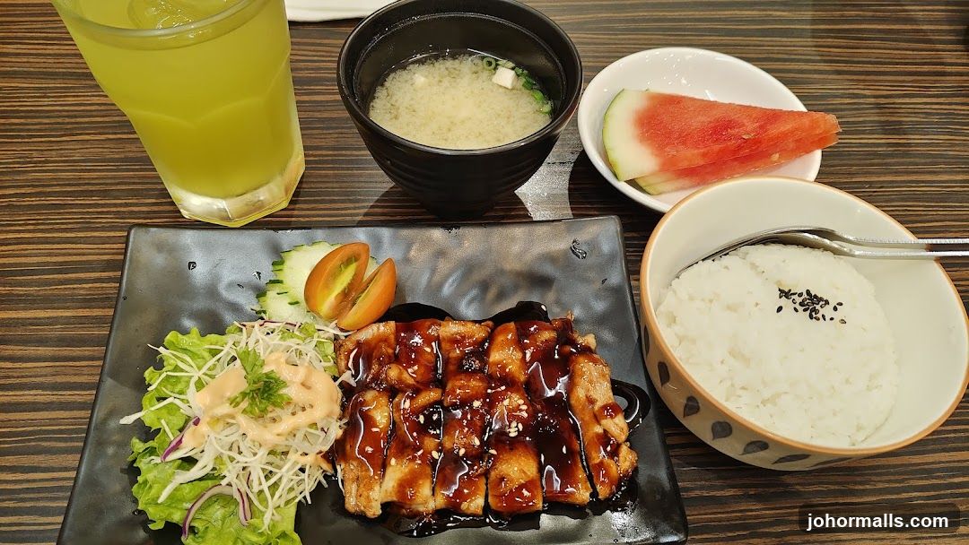 Meal served at restaurant