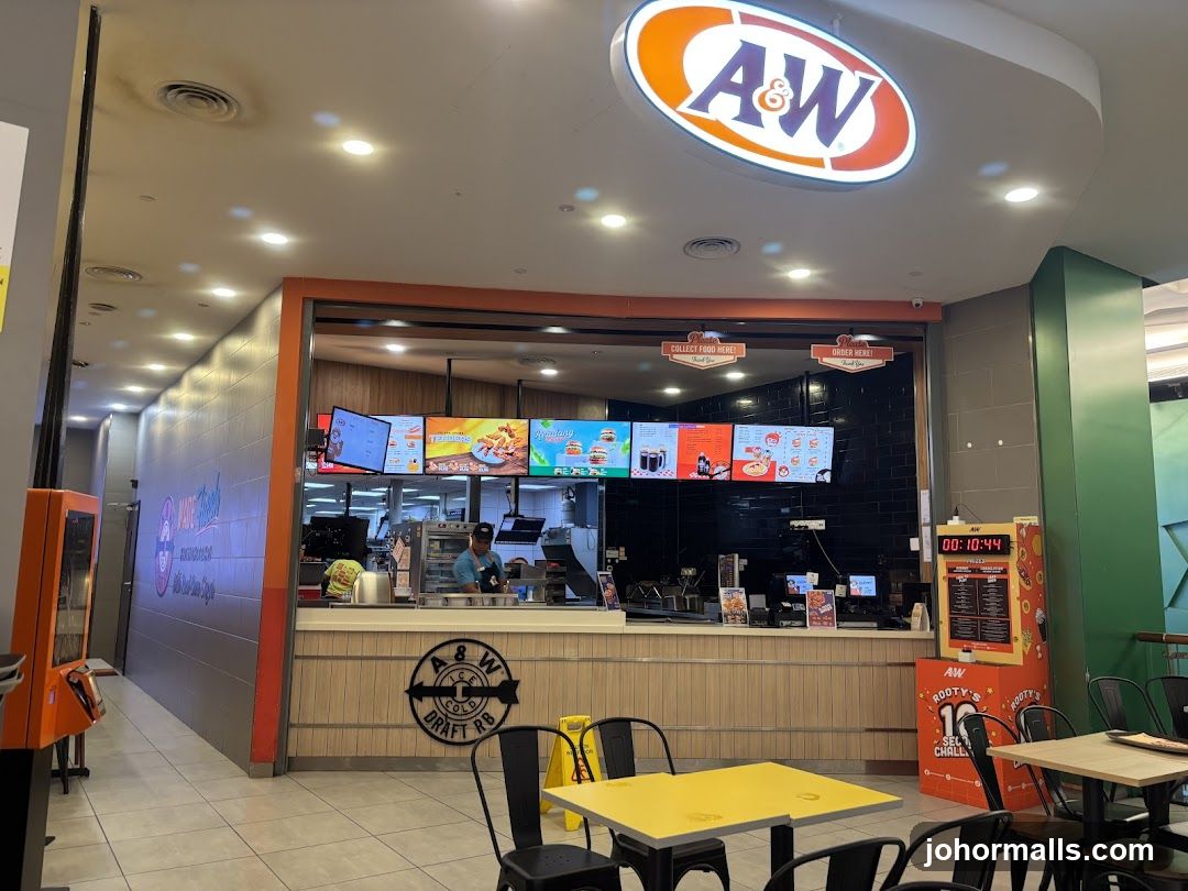 A&W Restaurant Interior