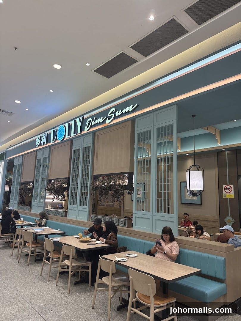 DOLLY Dim Sum storefront interior view