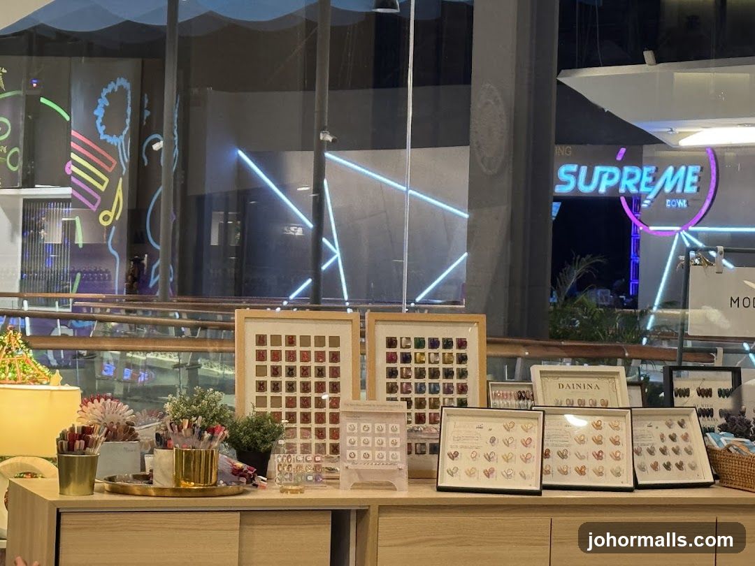 Interior Display Counter