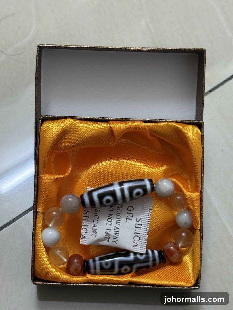 Bead Bracelet in Box