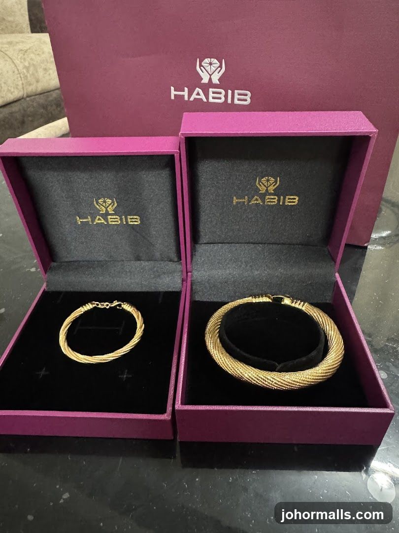 HABIB Jewelry Display