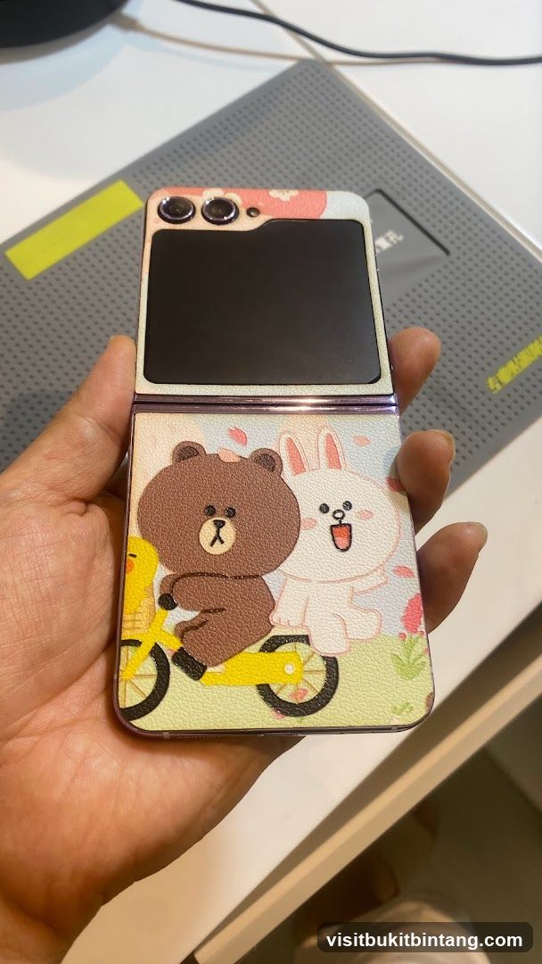 Phone with cartoon characters