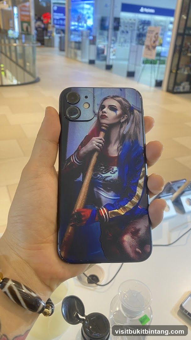 Phone Case with Harley Quinn Design