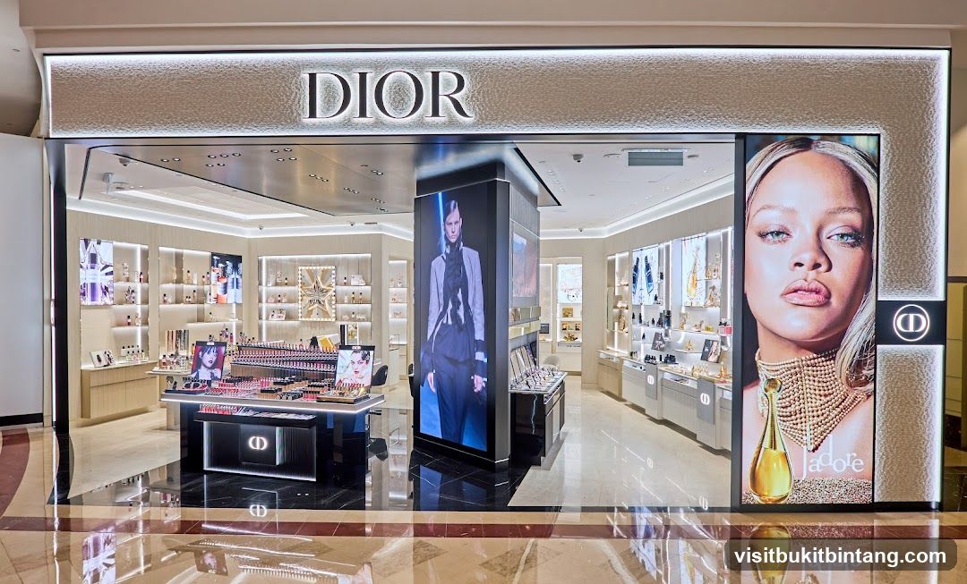 Dior Storefront