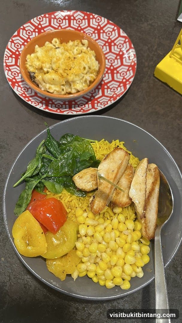 Meal with Macaroni and Chicken