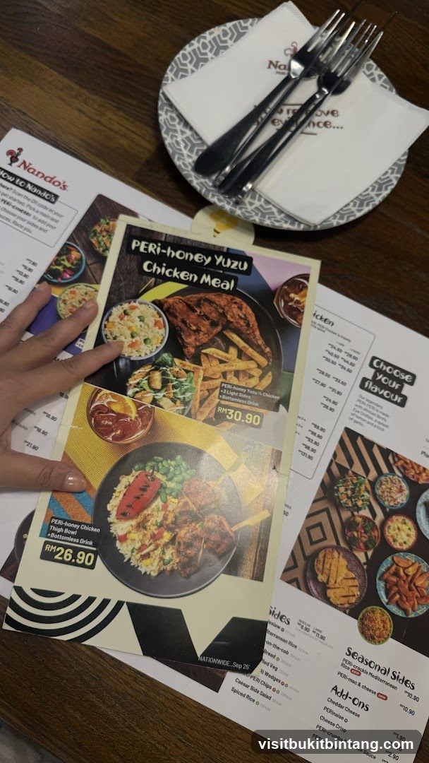 Nando's Menu Display
