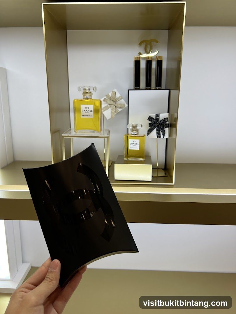Chanel N°5 Perfume Display