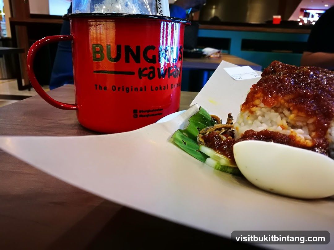 Nasi Lemak and Drink