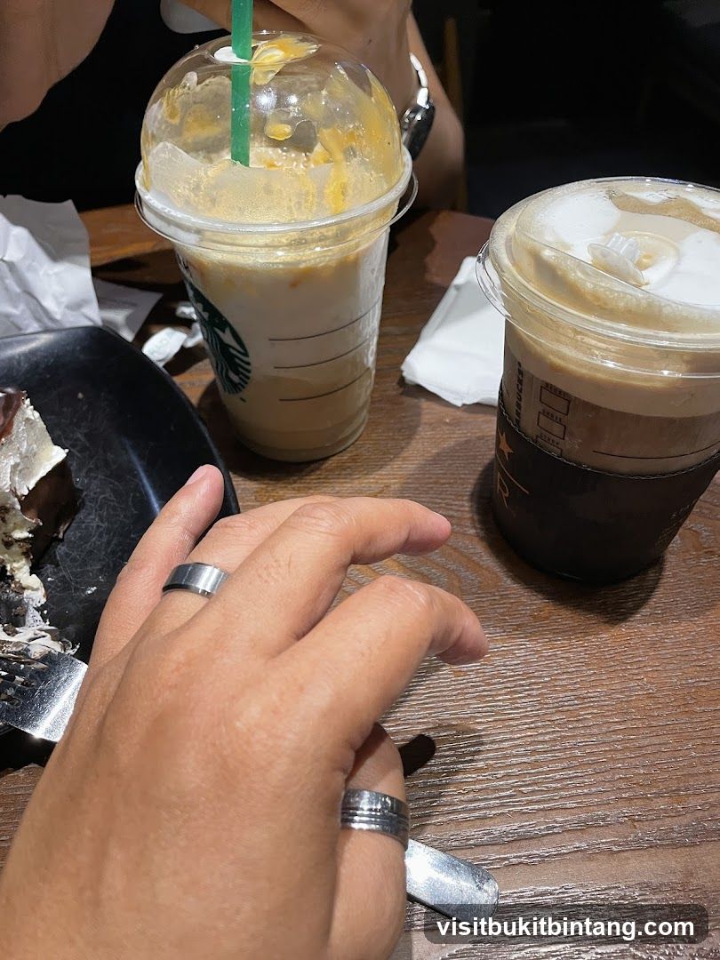 Starbucks Drinks and Dessert