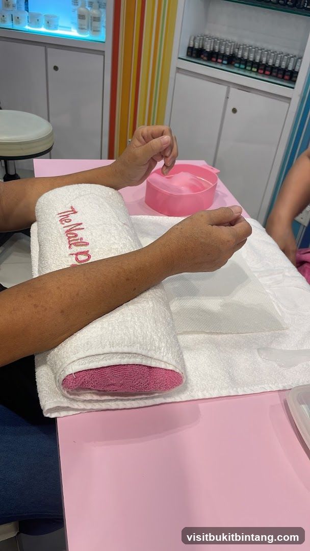 Nail Salon Service