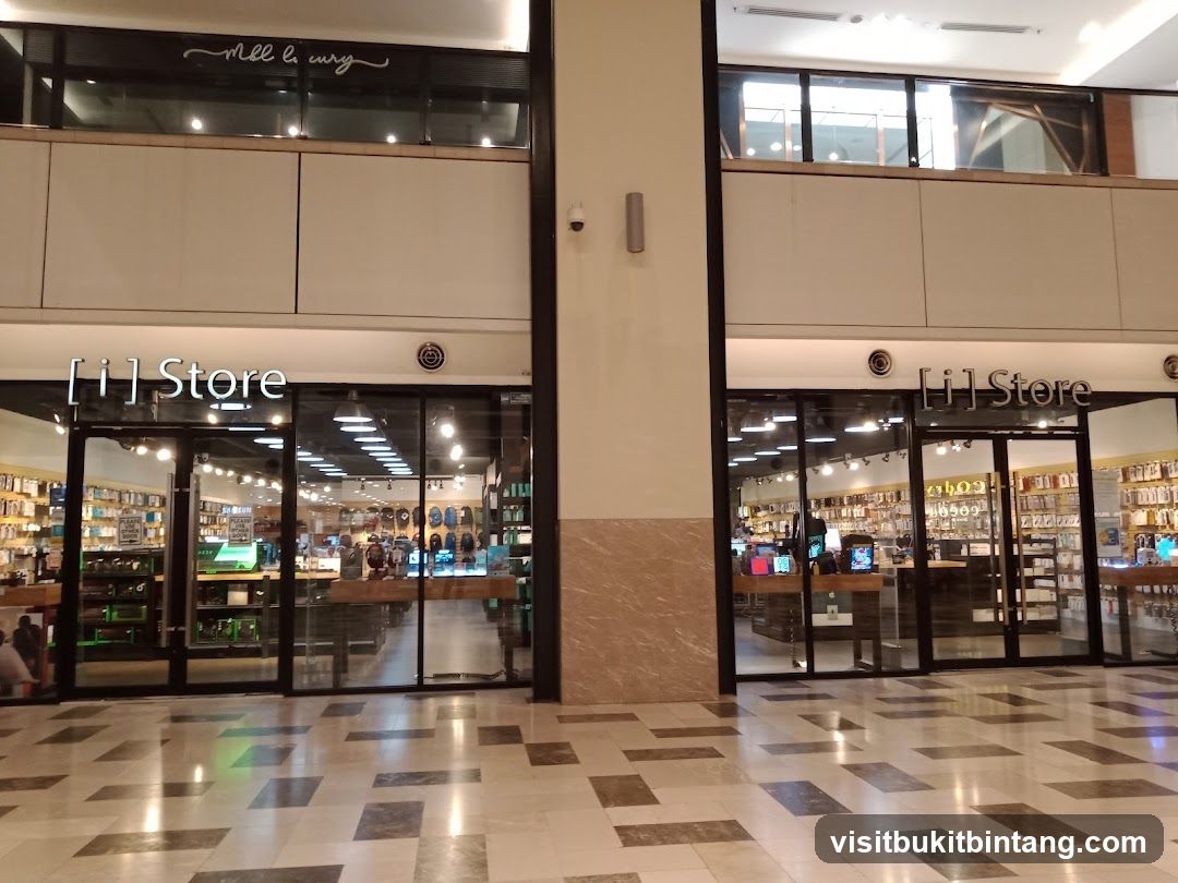 [ i ] Store @ Publika